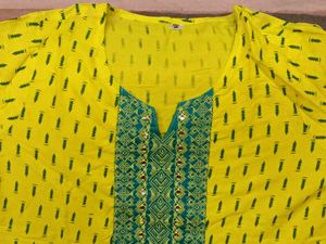 Combo-BrandNewYellow+GreenPrinted&amp;GentlyUsedCremK