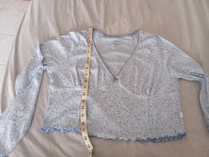 Cute Blue Floral Top