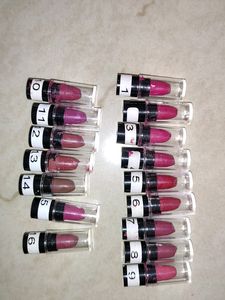 Set Of 16 Mini Lipsticks