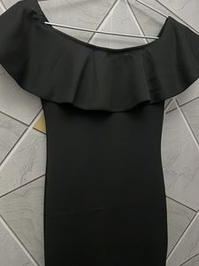 Chic Black Off-Shoulder Ruffle Dress