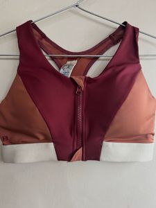 Stylish Sports Bra with Front Zipper