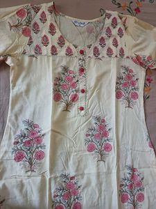 Cream Kurta with Pink Floral Print