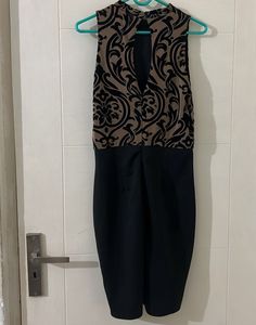Elegant Black Patterned Dress