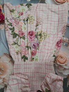 Chic Floral Print Smocked Top