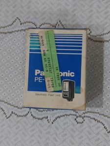 Vintage Panasonic (National) PE-145 Flash Unit
