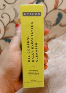 Hyphen Oil Control Daily Exfoliating Cleanser