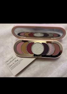 Rare Beauty Eyeshadow Palette