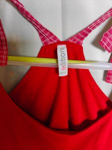 H&amp;M red top size