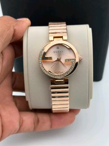 GUCCI PREMIUM QUALITY LADIES WATCH AT SALE