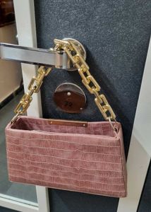 Stylish Croc Embossed Handbag with Gold Chain