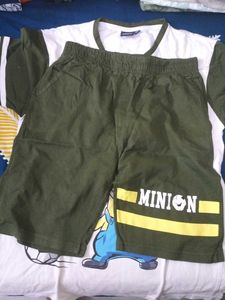 Minions T-Shirt and shorts