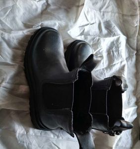 Black Chelsea Boots