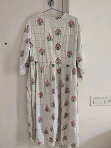 Off-white Kurta with Floral Print
