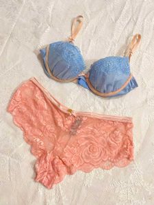 coquette lace dream bra 🦢