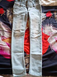 Light Wash High Waist Jeans