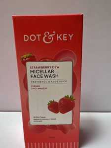 Dot & Key Strawberry Dew Micellar Face Wash