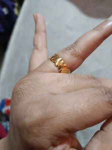 Heart pattern Gold Tone Ring