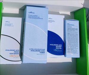 Isntree Hyaluronic Acid Skincare Set