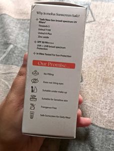 Moha Tinted Fluid Sunscreen SPF 50+ PA++++ 💛