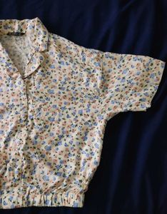 Cute Floral Print Cropped Shirt