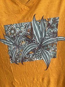 Mustard V-Neck T-Shirt  Floral Print-56/58 euro