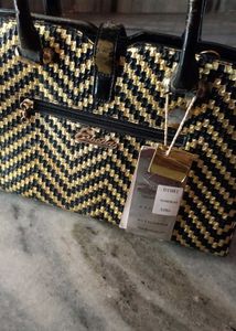 Ladies handbag