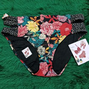 Floral 🆕🎁Bikini Bottoms