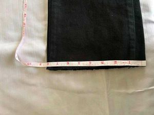 Low rise Black Flared Jeans