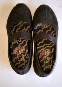 Skechers Women Black SEAGER - POWER HITTER Slip-On