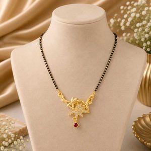 Exquisite Gold Mangalsutra with Diamond Accents