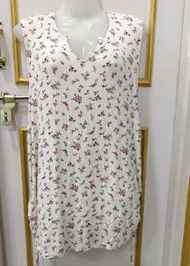 Floral Sleeveless Top