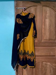 Pakistani style Straight Handwork Kurtas Women