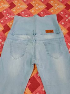 Light Wash High Waist Denim Jeans