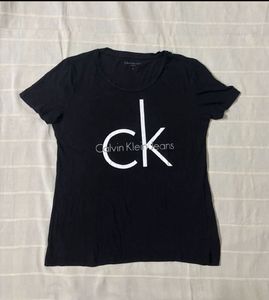 Calvin Klein Jeans Women’s Tshirt