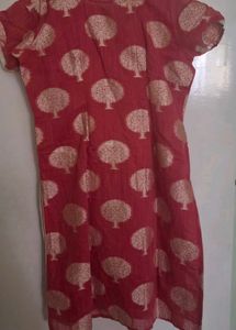Red and Ivory Banarsee Silk cotton Kurta Set!