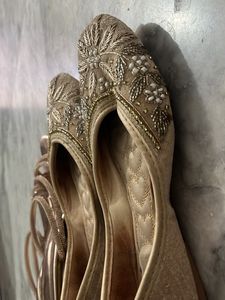 Elegant Embellished Gold Footwear Set