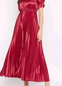 U&amp;F Crepe Maxi Dress (Maroon)