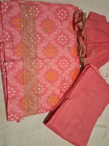 Pink Bandhani Kurta Set with Sequins