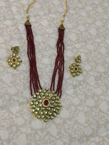 Stunning Kundan Necklace & Earring Set