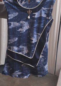 two tops set it's neu not used