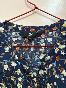 Chic Floral Print Top