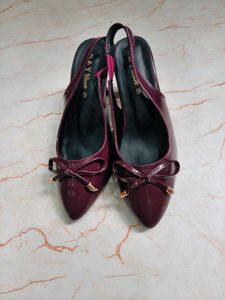 Chic Bow Slingback Heels