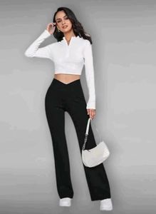 Flared Leggings with Pocket