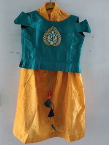 Kids Lehnga Choli