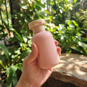 Empty Squeeze Bottle Container
