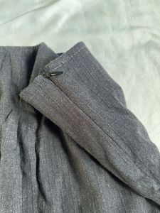 Chic Mini Skirt with Side Slit