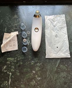 Derma Suction Pore Cleaner