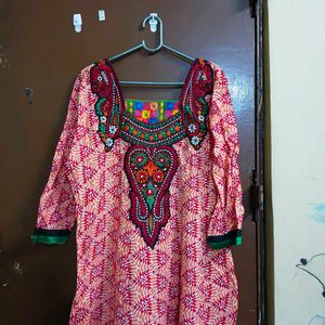 Pink Printed Kurta with Black pant