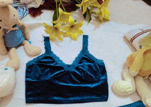 Lace Trim Velvet Cami Top With Shorts