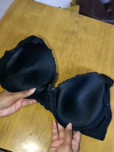 Black Lace Padded Underwired Bra